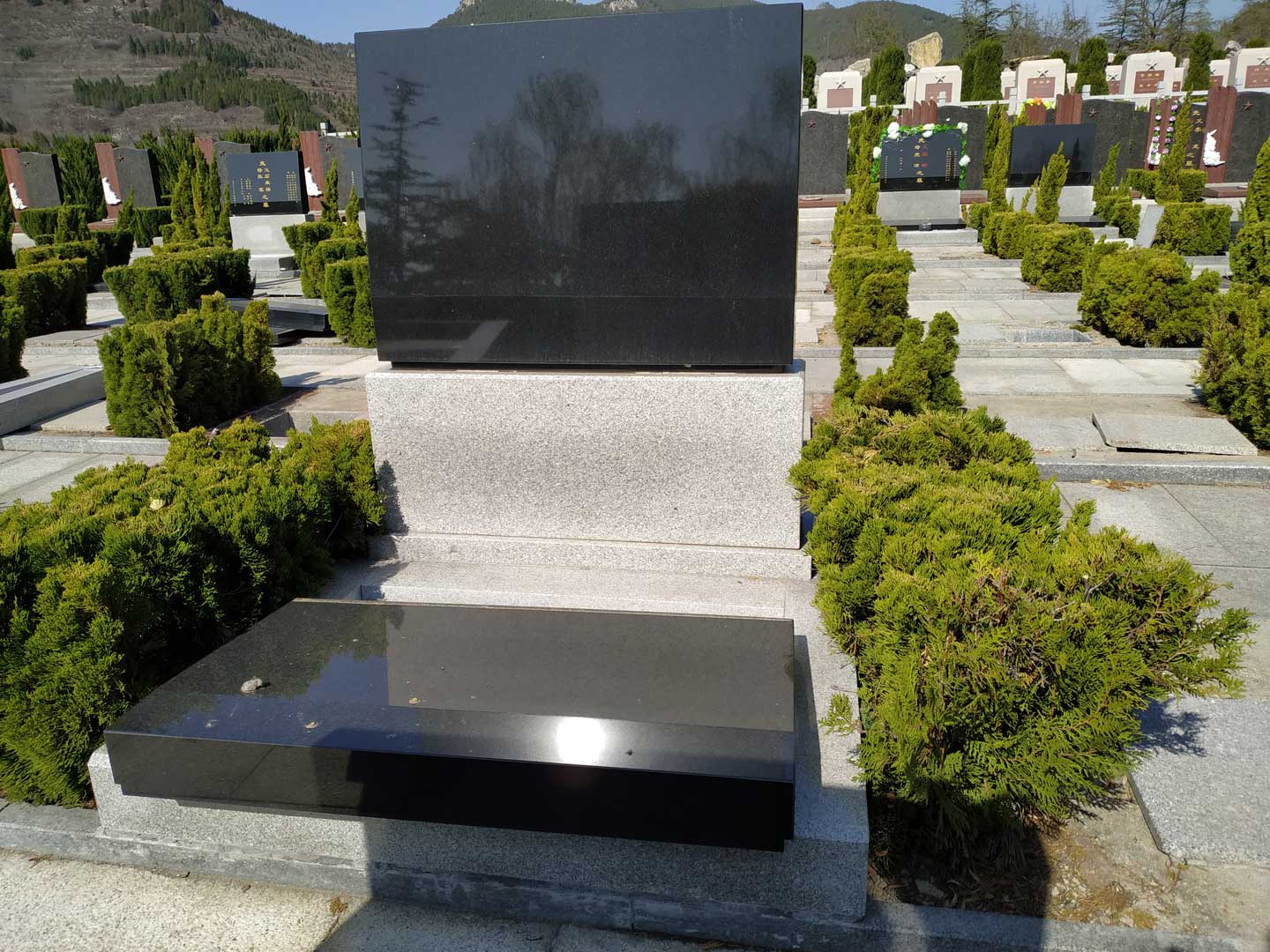 购买墓地需要注意什么细节？