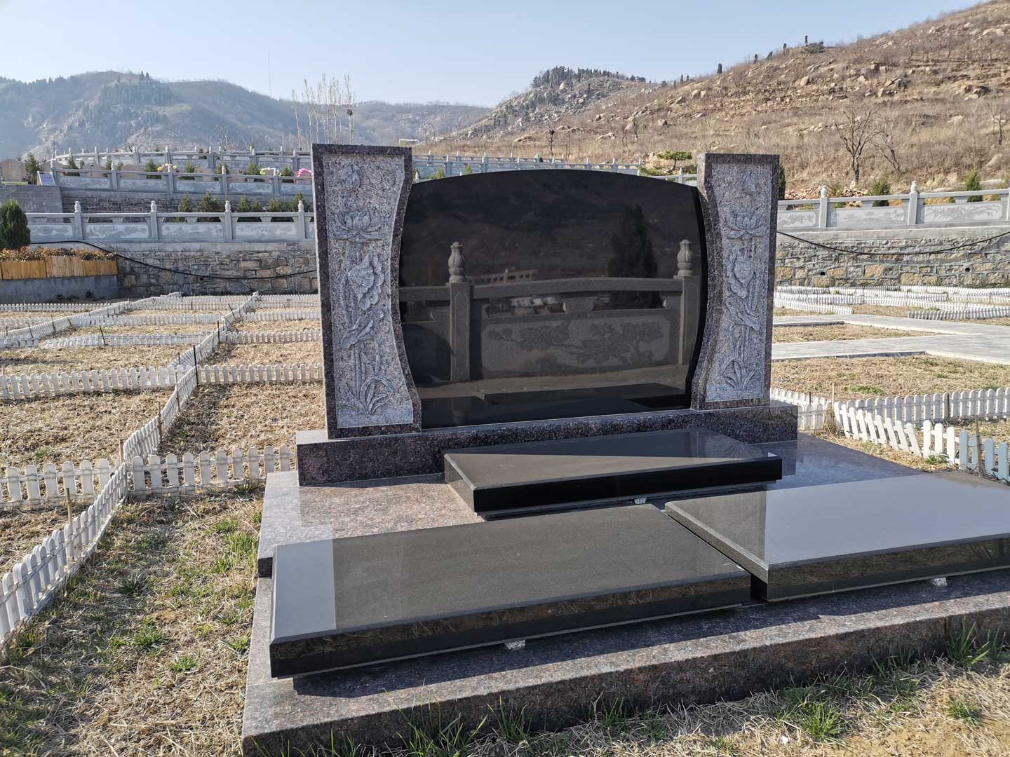 殡葬改革的社会化背景