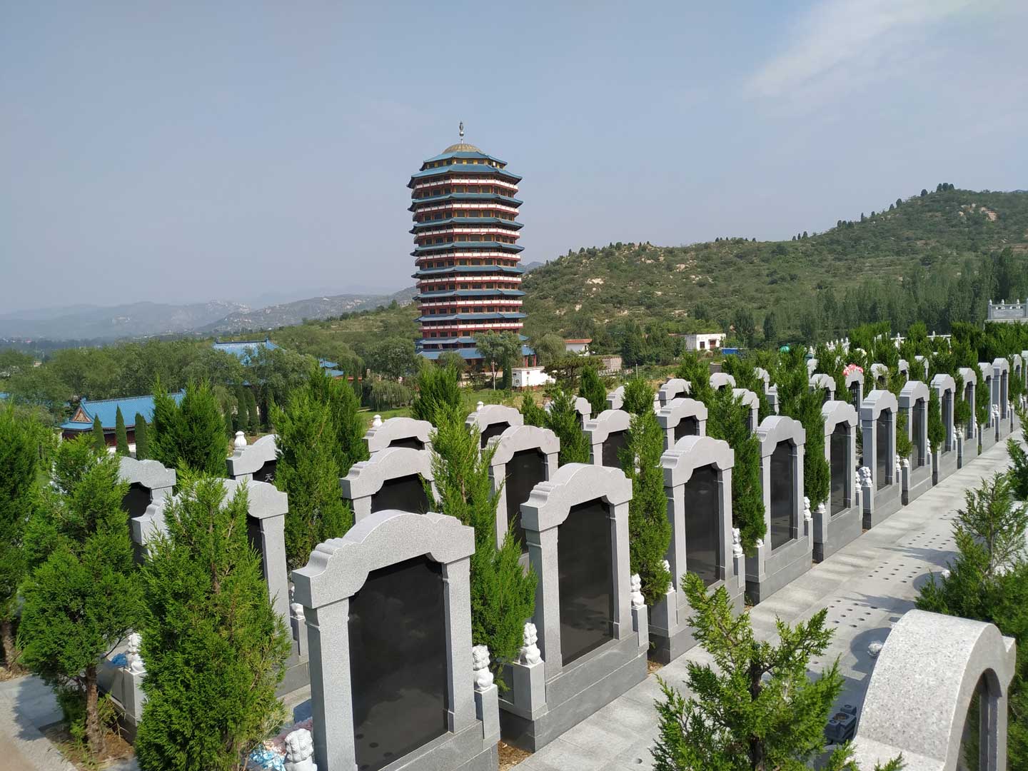 选择什么样的墓地才能造福子孙后代？