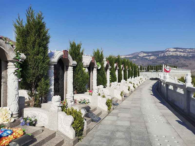烈士陵园和军人公墓有什么区别？