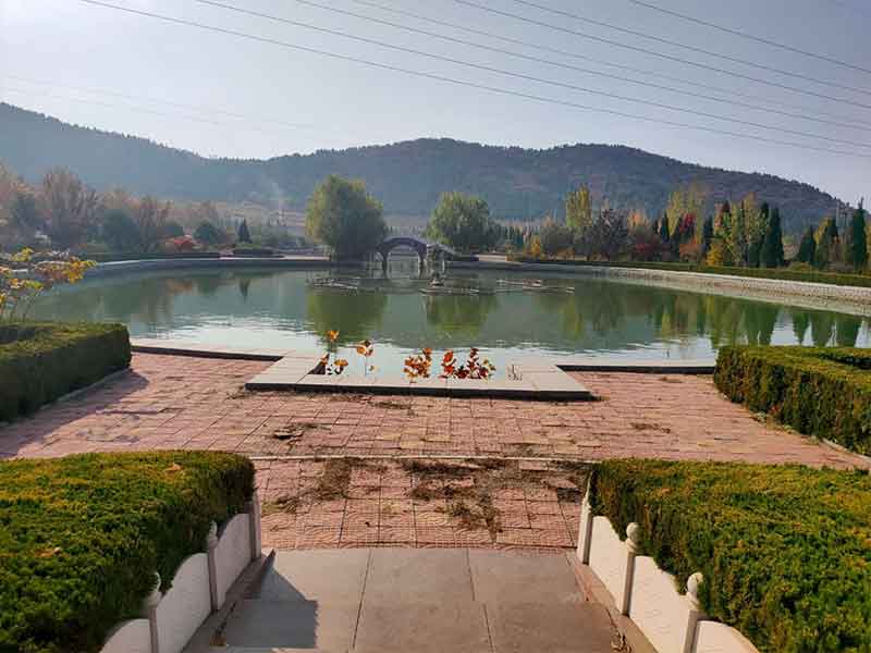 济南双峰山陵园