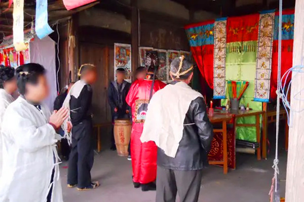 亲人去世停灵3天