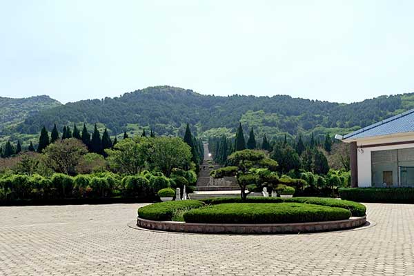 济南双峰山陵园怎么样？市中区党家正规园林公墓实测