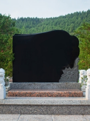 双峰山双穴传统立碑