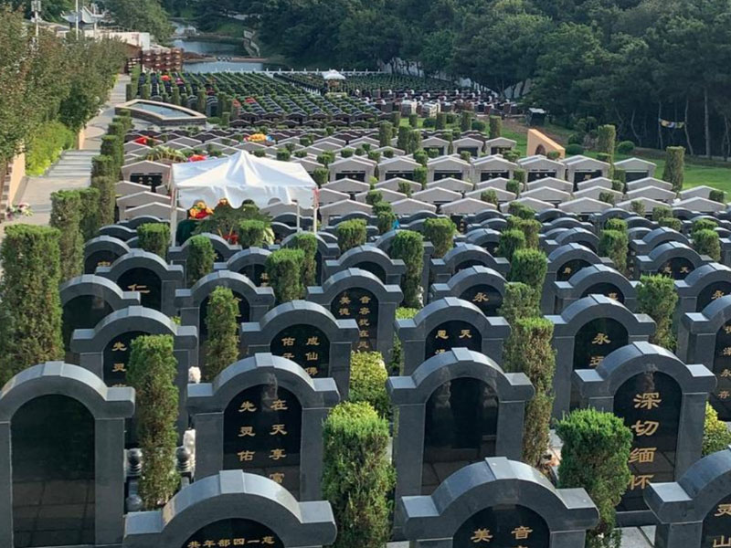 双峰山陵园新墓区 双峰山陵园新墓区