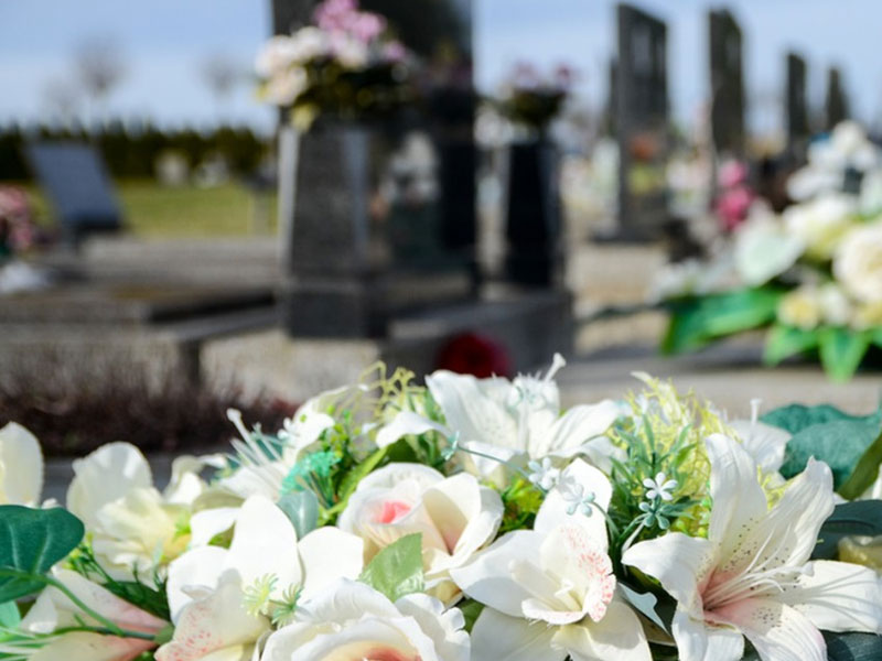 通过实际行动传承先辈精神