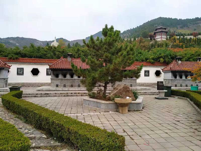 多样化的墓型与贴心服务