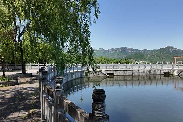 济南锦云川公墓环境