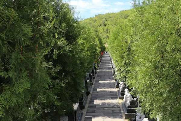 济南皇上岭公墓