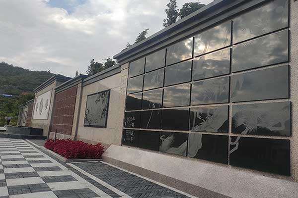 泰山脚下的景观式人文陵园 泰山脚下的景观式人文陵园