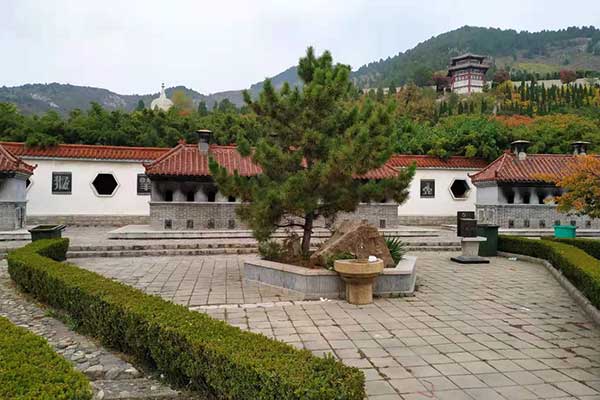 济南墓地推荐:恭德陵园寿南山 济南墓地推荐:恭德陵园寿南山
