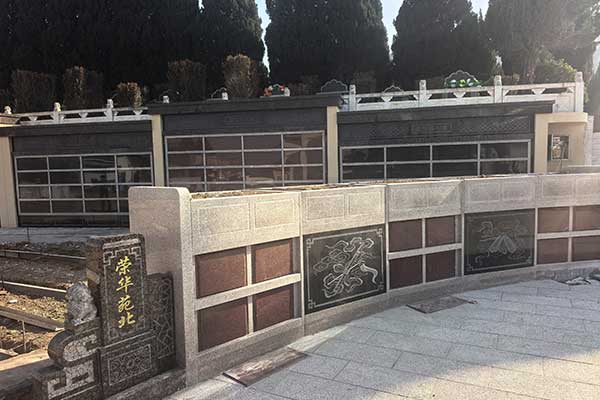 双峰山陵园壁葬 双峰山陵园壁葬