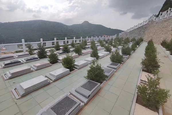 官山陵园碑型
