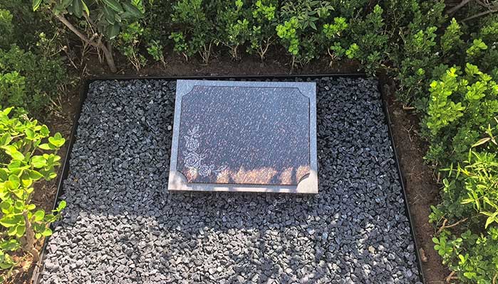 济南多子山碑型