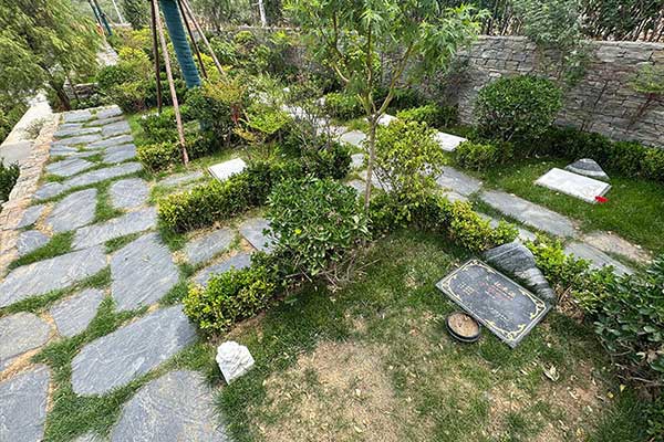 济南多子山陵园墓地 济南多子山陵园墓地
