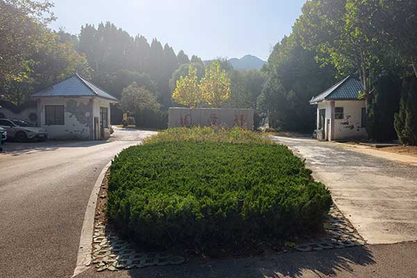 福舜园公墓停车 福舜园公墓停车